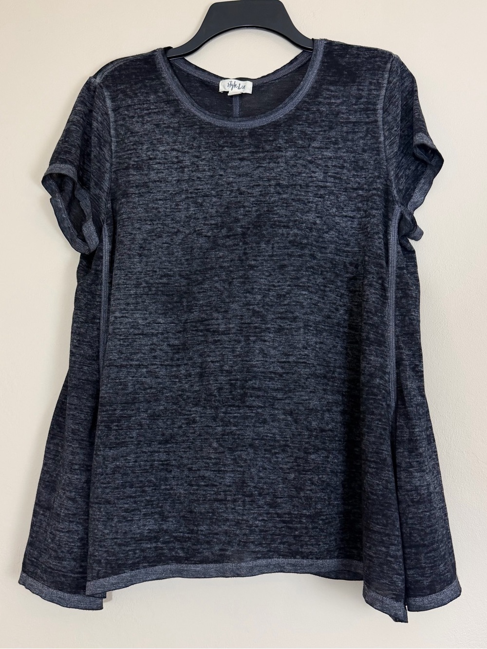 Style & Co Black Burnout Tee Short Sleeve Round Neck Handkerchief Hem Size Large
